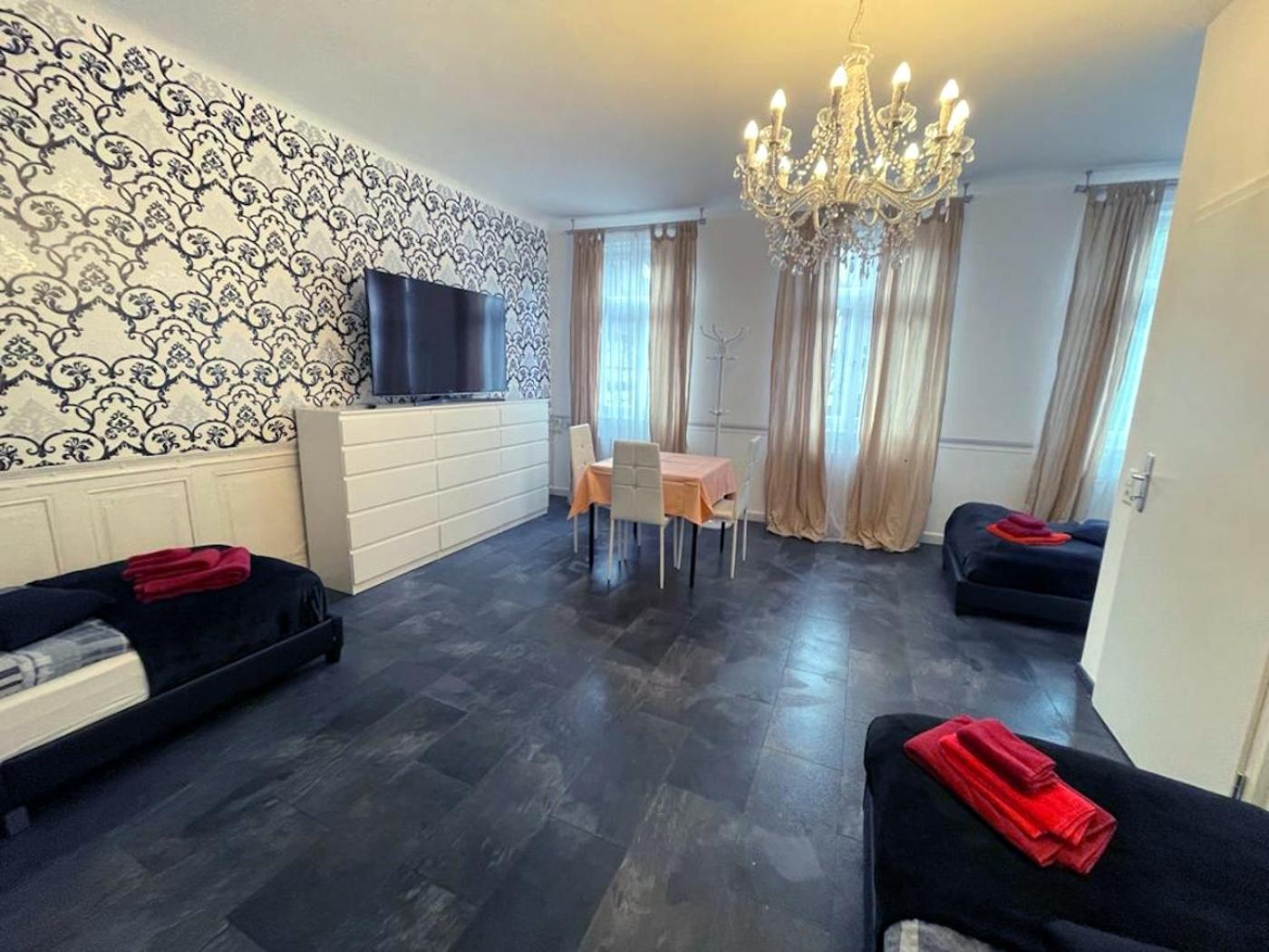 Apartment Calwer Höfle Marktplatz - Firmen, Handwerker, Monteure Willkommen