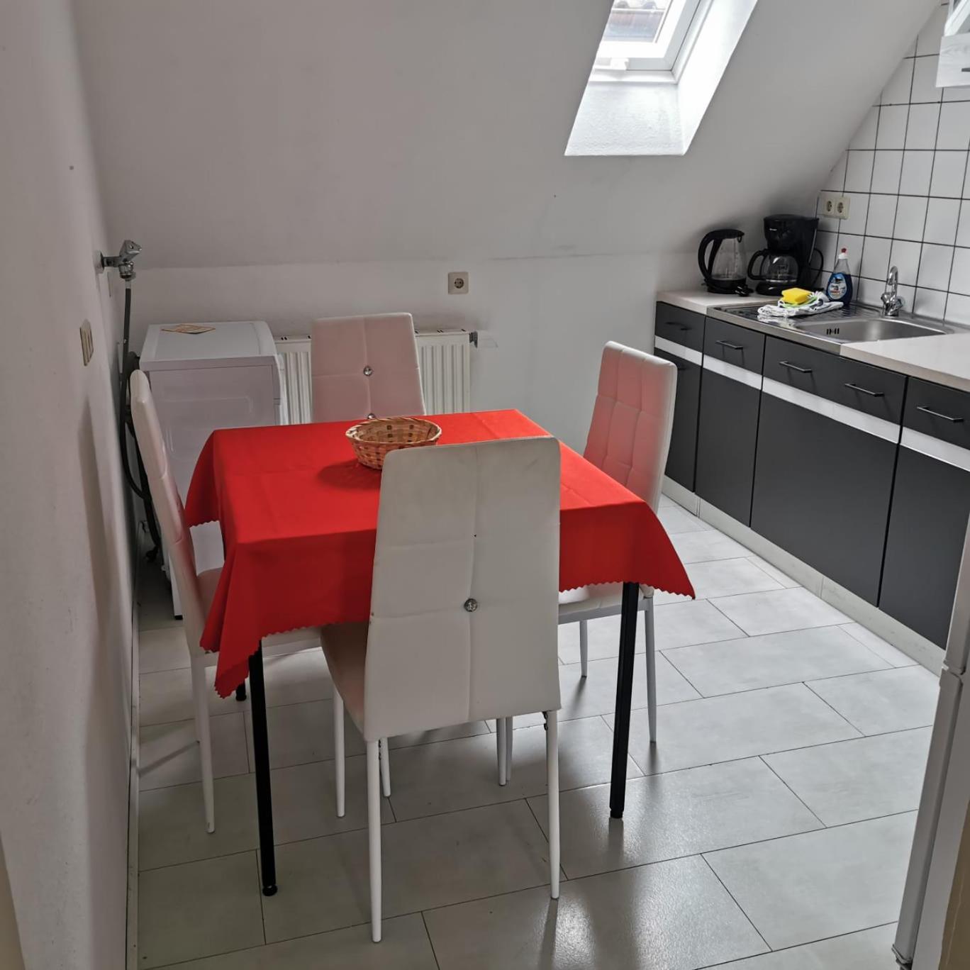 Calwer Höfle Marktplatz - Firmen, Handwerker, Monteure Willkommen Apartment Calw